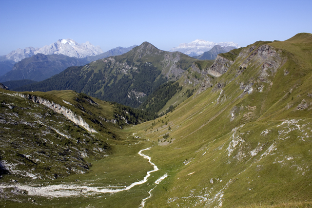 2011-08-24_08-28-10 cadore.jpg - Wanderweg 436 zum Forc. Giau